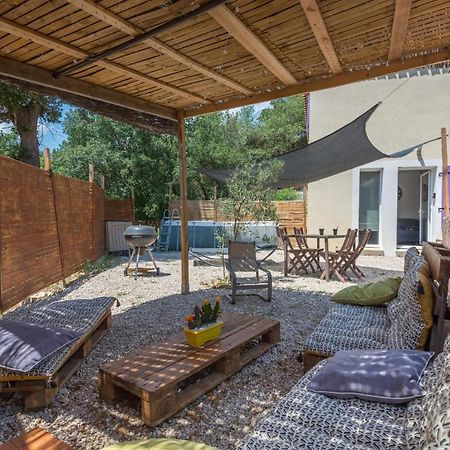 Aux Studio Sous Les Oliviers Netflix Et Disney Plus Contes  Exterior foto